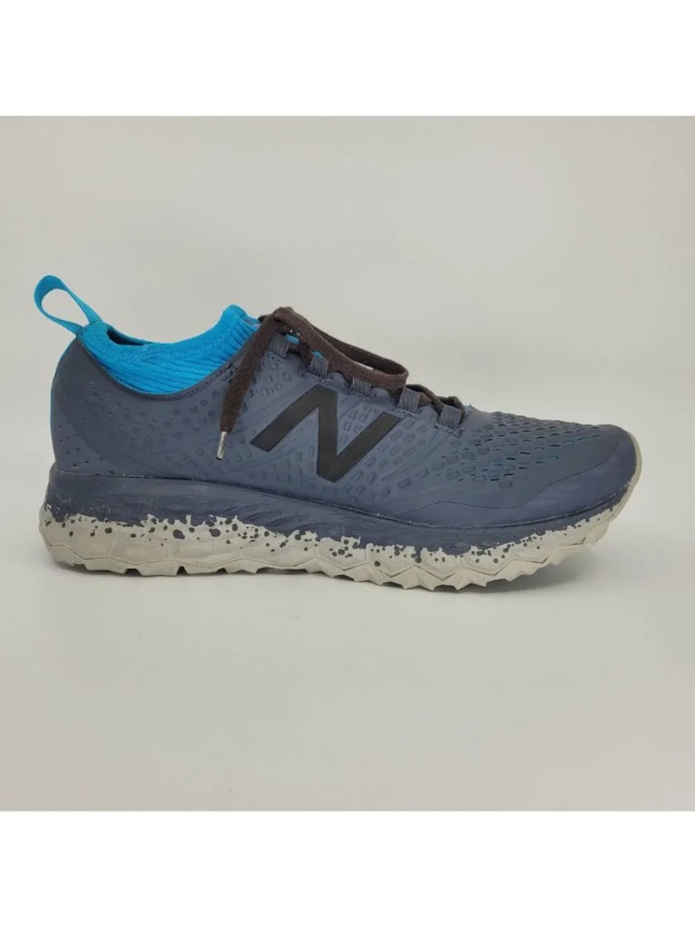 New Balance Hierro V3 Fresh Foam Trail Running Hiking Shoes Womens Sz 10 Vibram